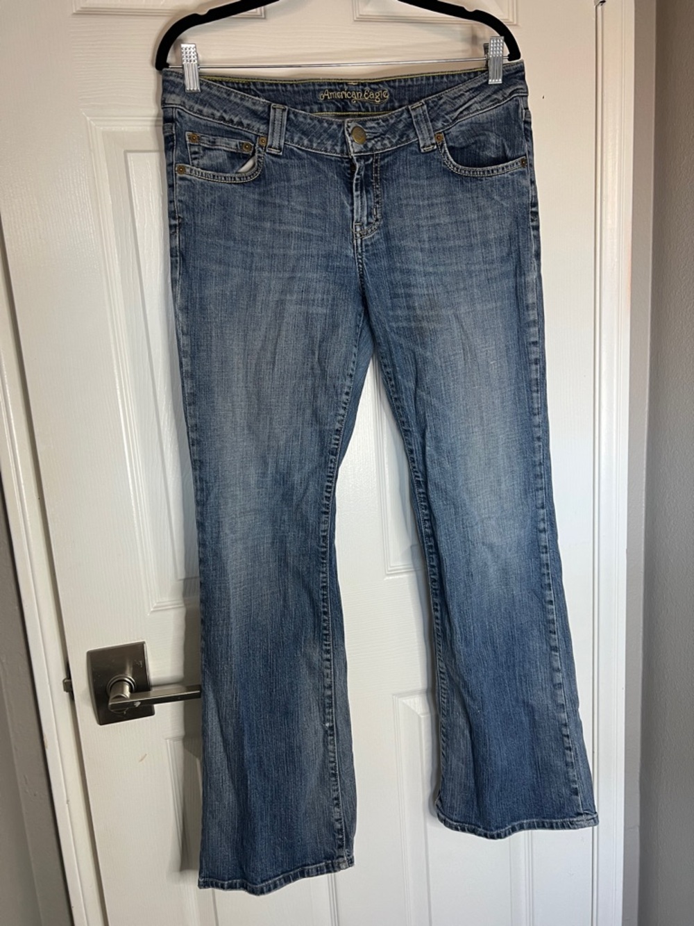 American Eagle Outfitters Medium Blue Flared Jeans